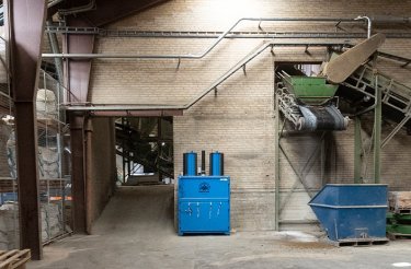 Blå plastpresser brugt