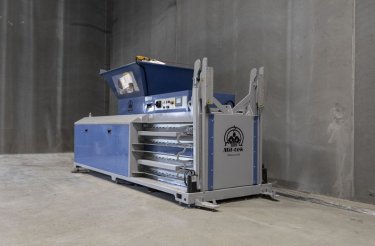 E819 horisontal pappresser
